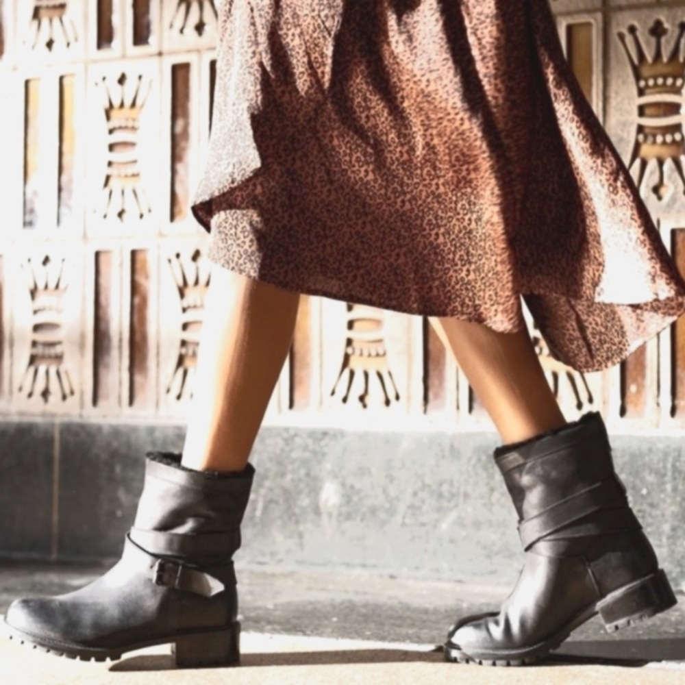 Ross & Snow Moto Leather combat  Gray boots